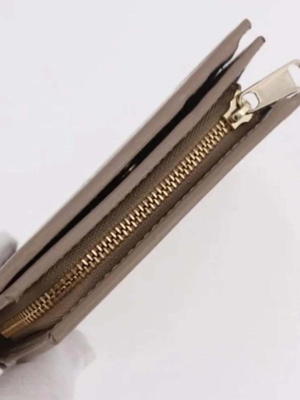 GUCCI GG Supreme Wallet PVC Beige Gold 795060 Auth 186154M - Picture 5 of 16